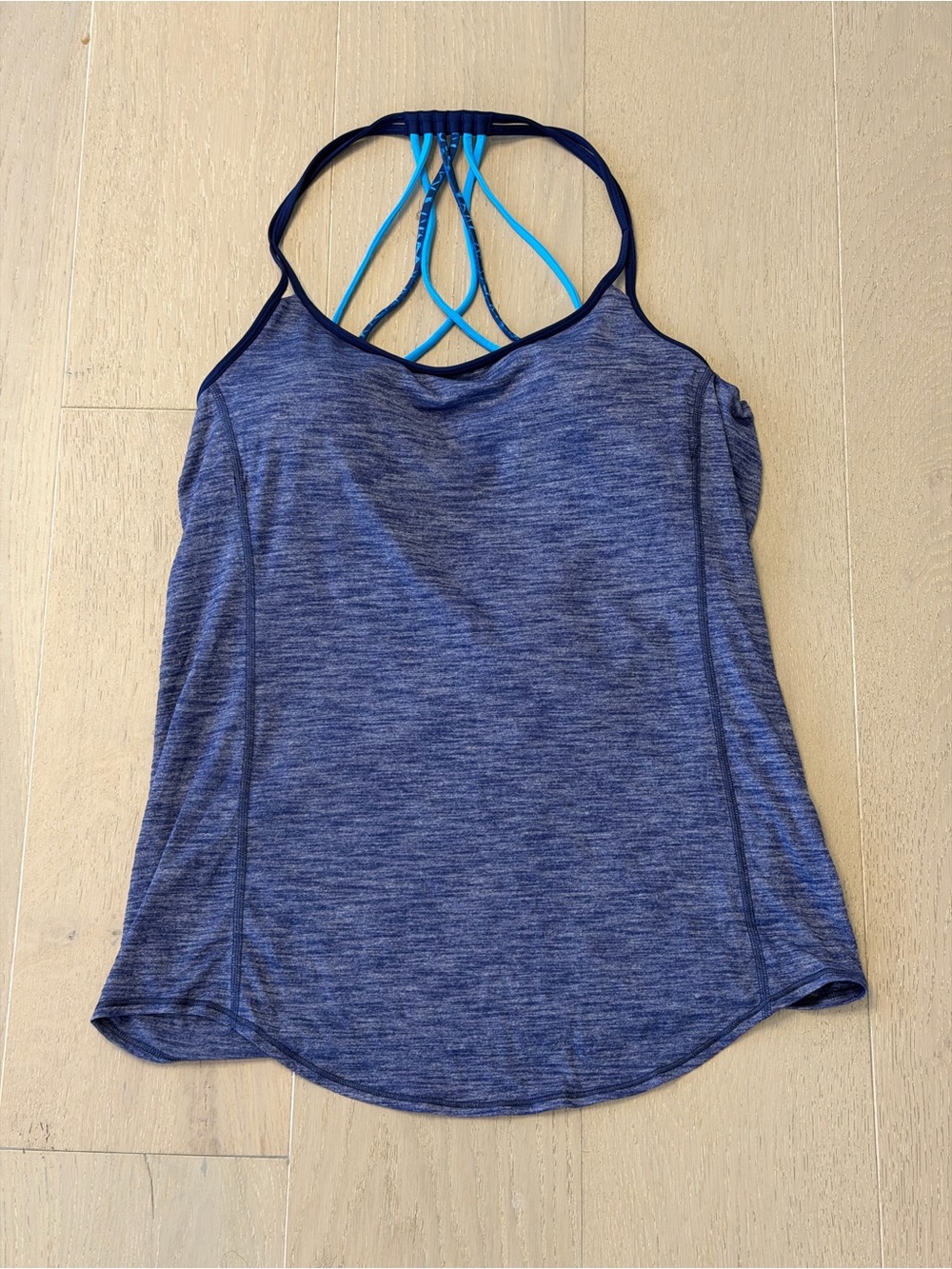 BNWT Lululemon Lighten Up Tank Size 8